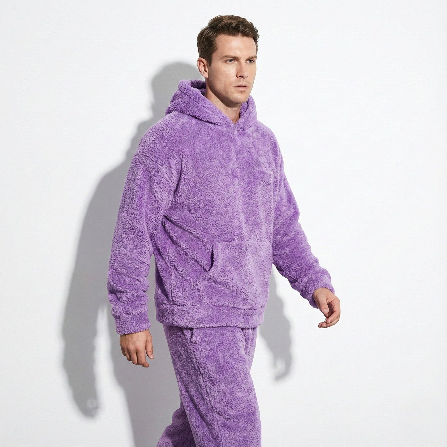 Men's fleece jogging set hoodie and pants relaxed fit cozy two-piece suit for travel and home