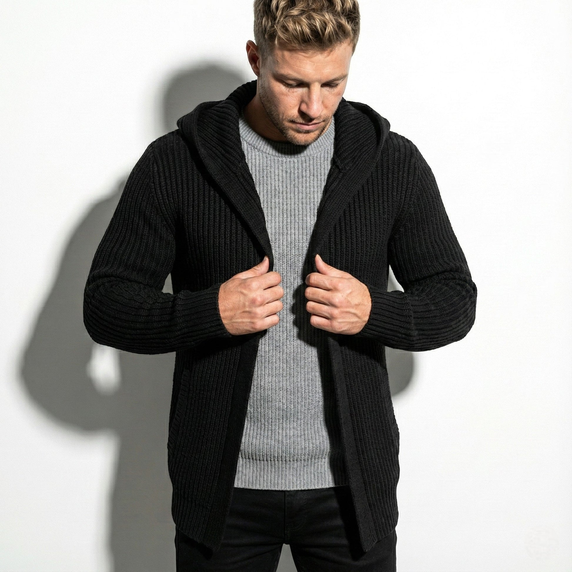 Men's slim fit knit cardigan zipper closure stand collar stripe accent mid-length modern style