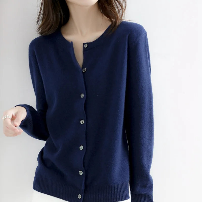 Women's soft cashmere button cardigan in fitted silhouette with classic round neckline