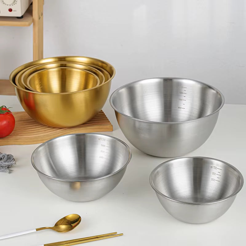 Castelle 3-piece brushed stainless steel mixing bowl set with metric markings, satin finish