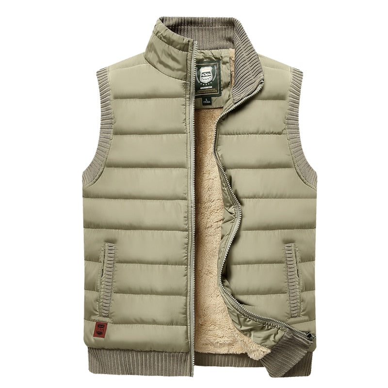 Men's diamond quilted insulated vest with zipper closure, lightweight mid-layer for cool weather