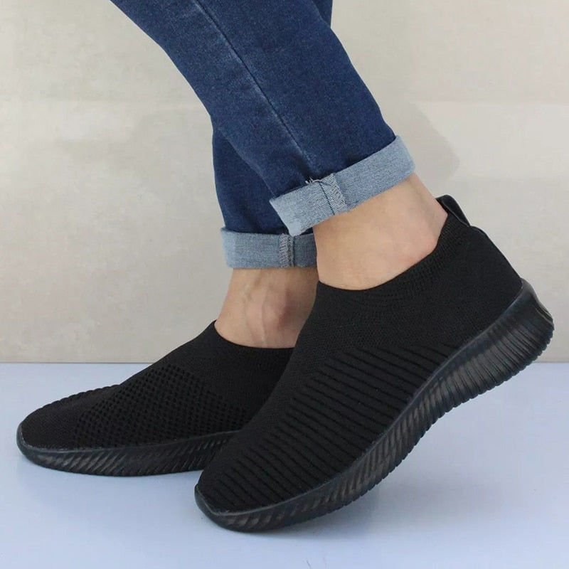 Breakdown fashion-forward sneakers in versatile colorway with contemporary silhouette and durable all-day comfort design