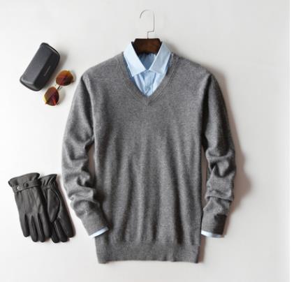 Men's regular fit knit pullover sweater elegant luxury knitwear polished clean silhouette