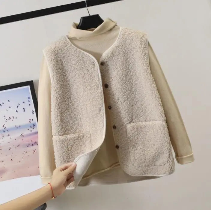 Women's relaxed fit sleeveless vest soft plush fabric casual layering warmth cozy silhouette