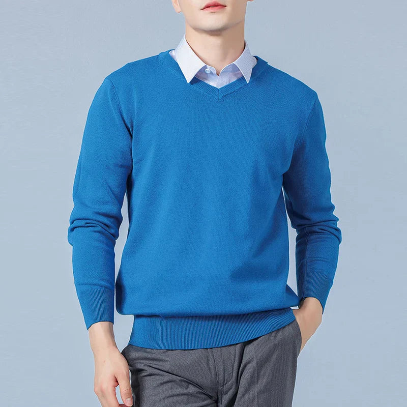 Vincent Reed wool blend sweater breathable adaptive warmth business casual professional style