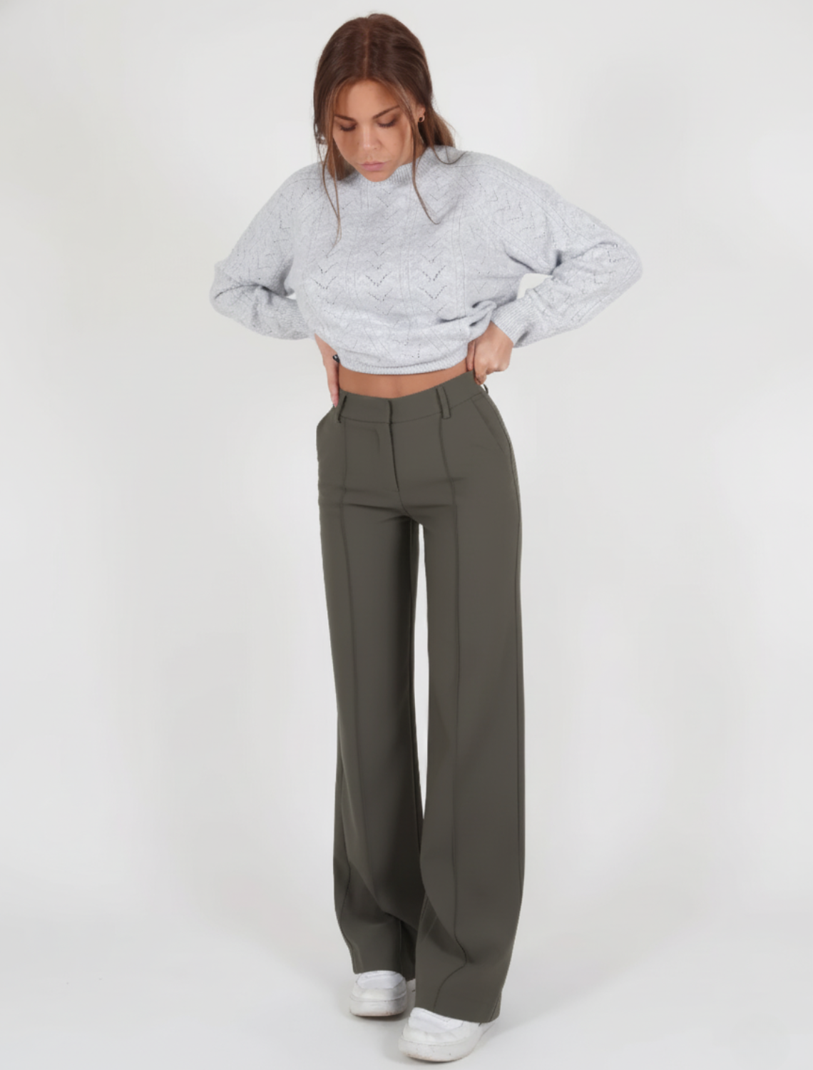 Women's high-waisted straight leg trousers tailored fit with centre crease, polished workwear style
