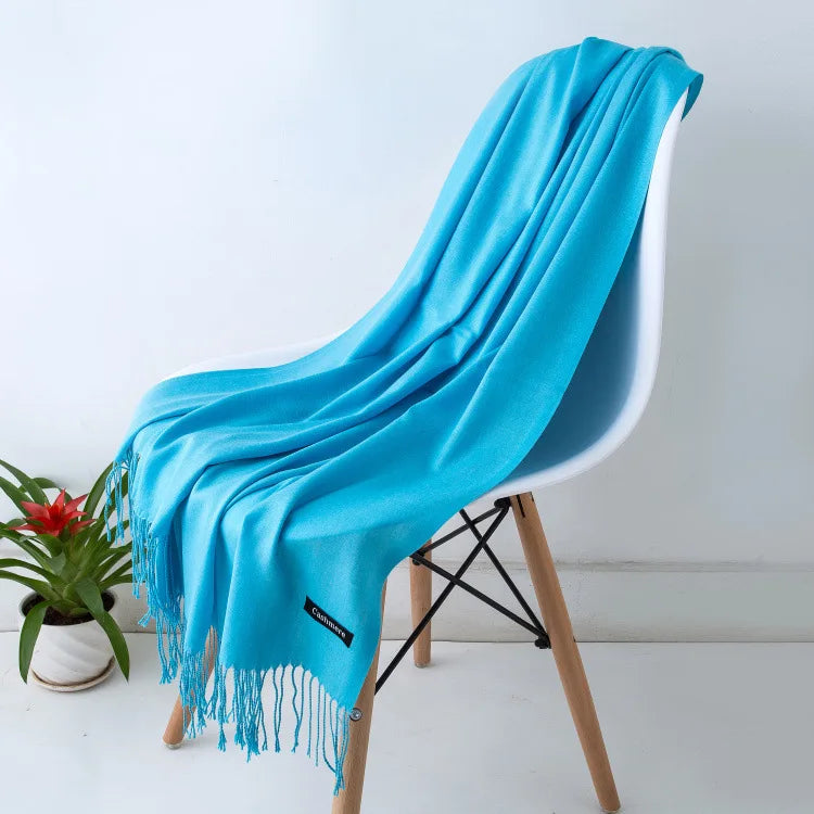 Women's luxury scarf soft warm versatile wrap in premium material classic timeless elegant design