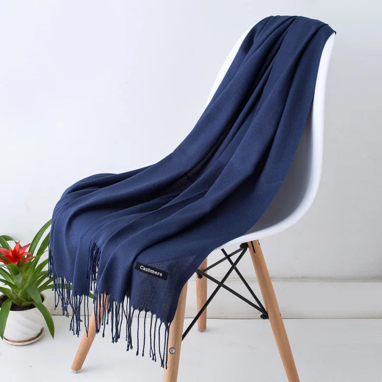 Women's luxurious soft scarf in premium warm tones, versatile classic style with refined elegant drape