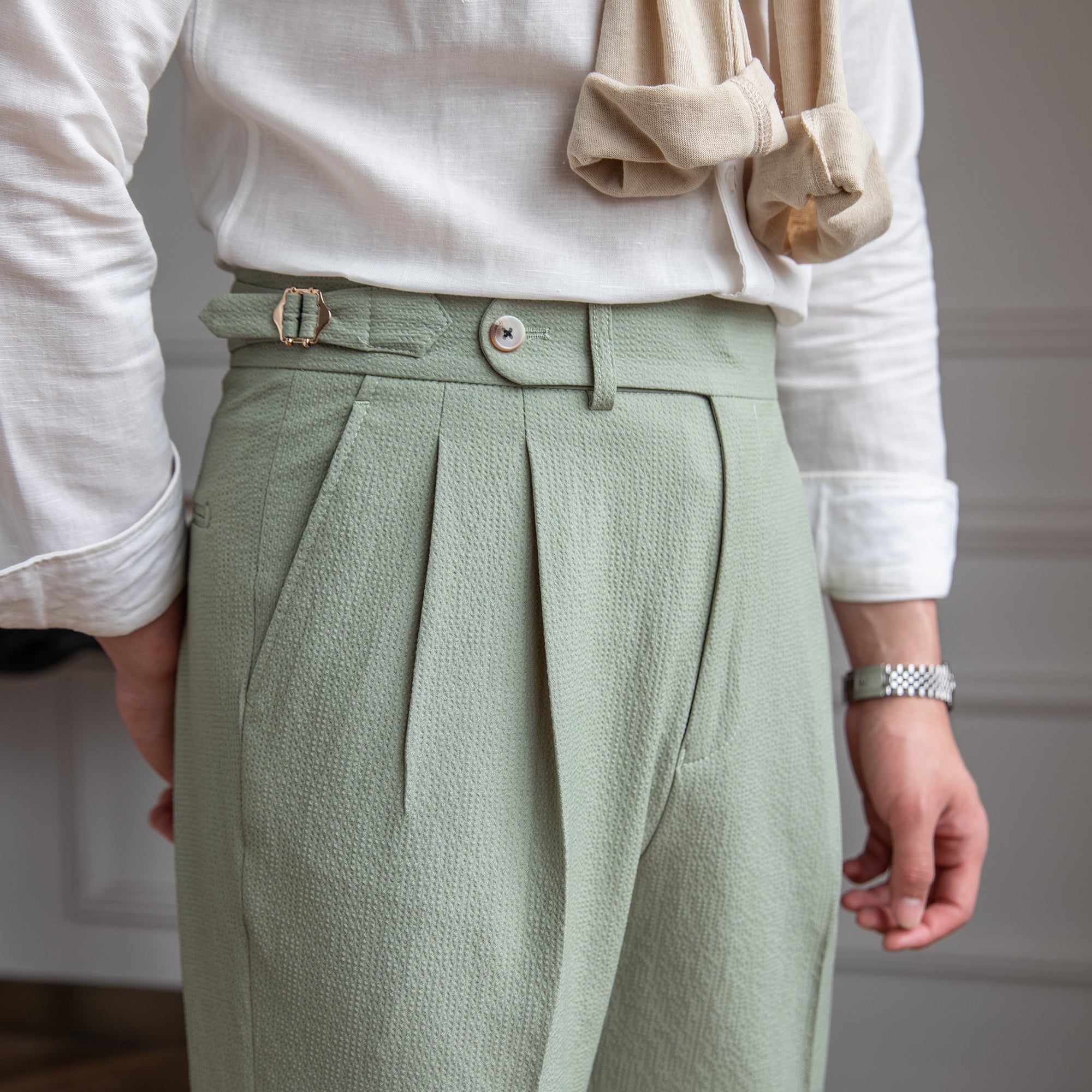 Men's tailored pleated trousers structured fit sharp pleats office-ready all-day comfort