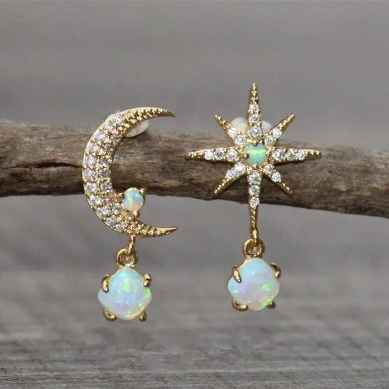 Lori - Moon Star Earrings - Wavlynn
