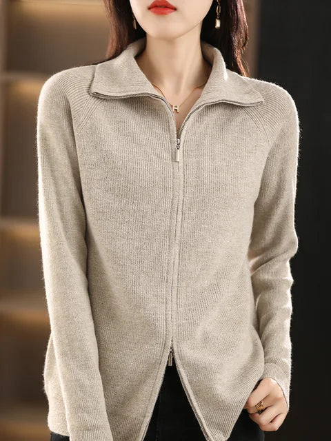 Women's cozy knitted vest soft texture timeless style warm figure-flattering everyday layer