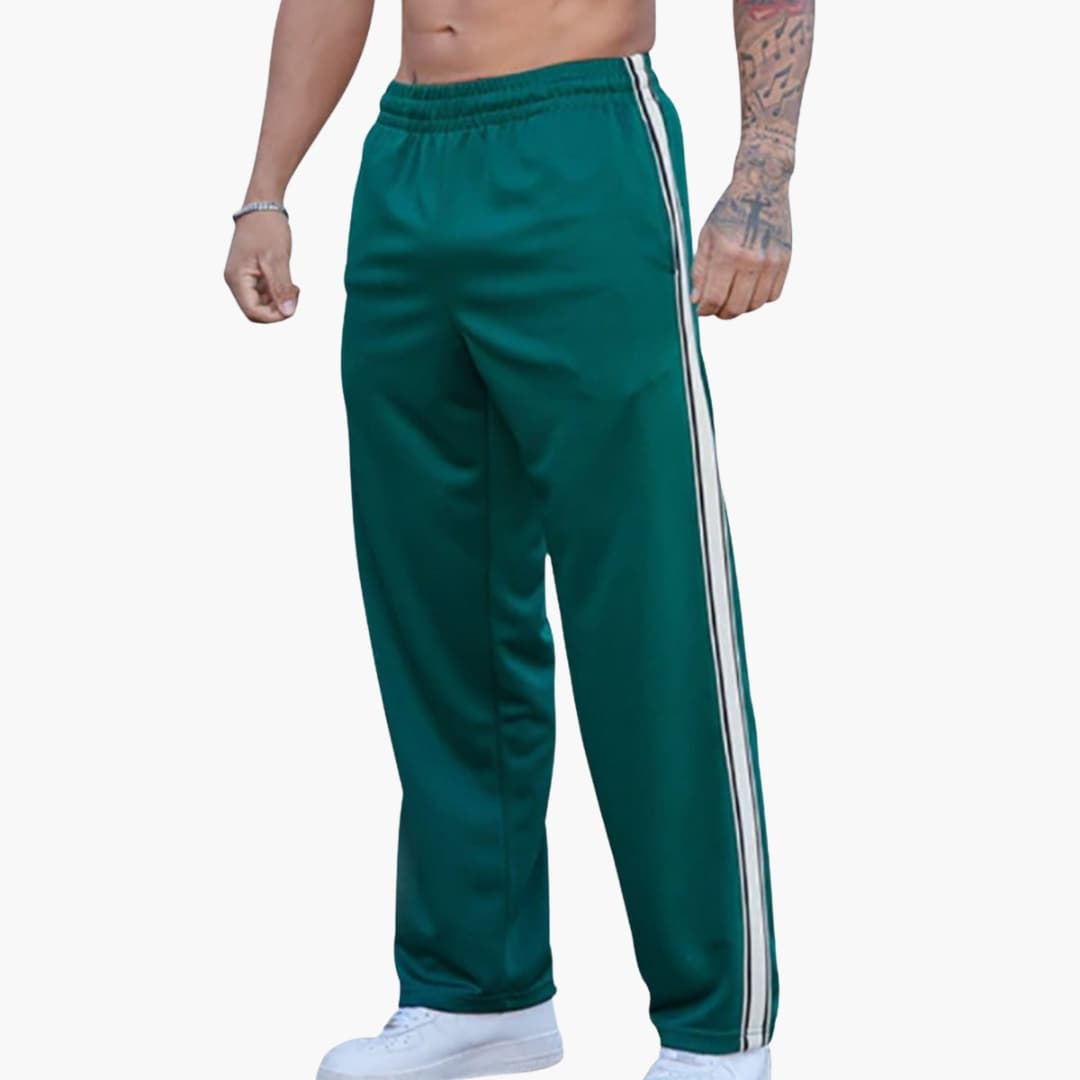Men's black training pants with side stripes, straight-cut elastic waistband, athletic fit