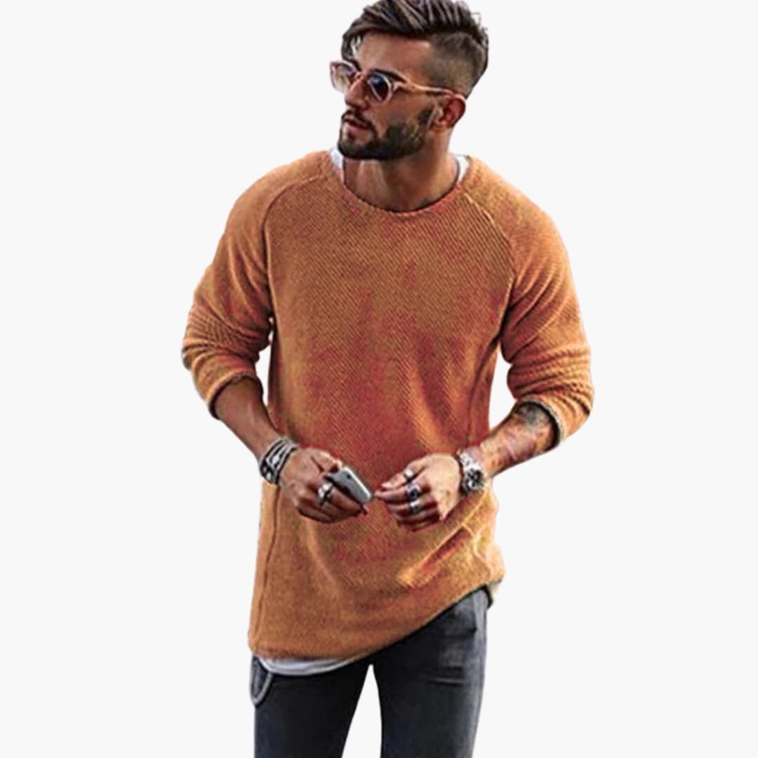 Men's classic knit round neck sweater with ribbed cuffs, long sleeve everyday comfort layer