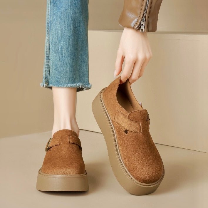 Women's retro platform clogs with arch support, wide fit, vintage-inspired style for all-day comfort