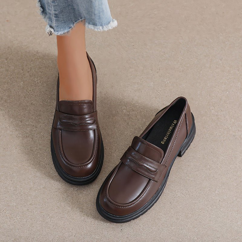 Women's slip-on chunky loafers wide fit orthopedic footbed beige neutral tone all-day comfort