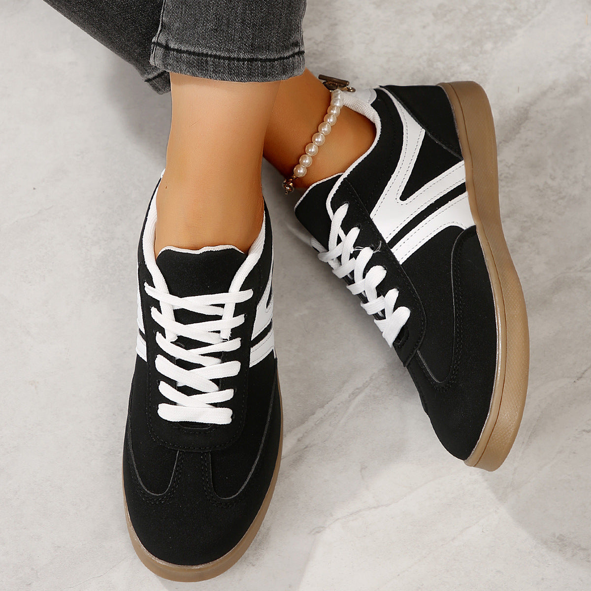 Women's wide fit vegan suede lace-up sneakers with arch support and retro 70s side stripes
