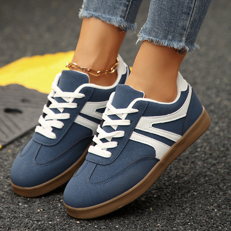 Women's wide fit lace-up sneakers in soft vegan suede with arch support and retro 70s side stripes