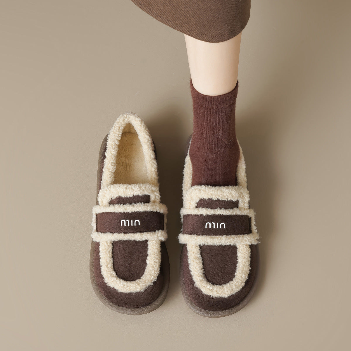 Women's vegan suede orthopedic loafers with plush fleece lining and arch support for cold season