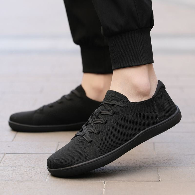 Unisex barefoot shoes wide toe box zero-drop lightweight design with anti-slip grip for runners