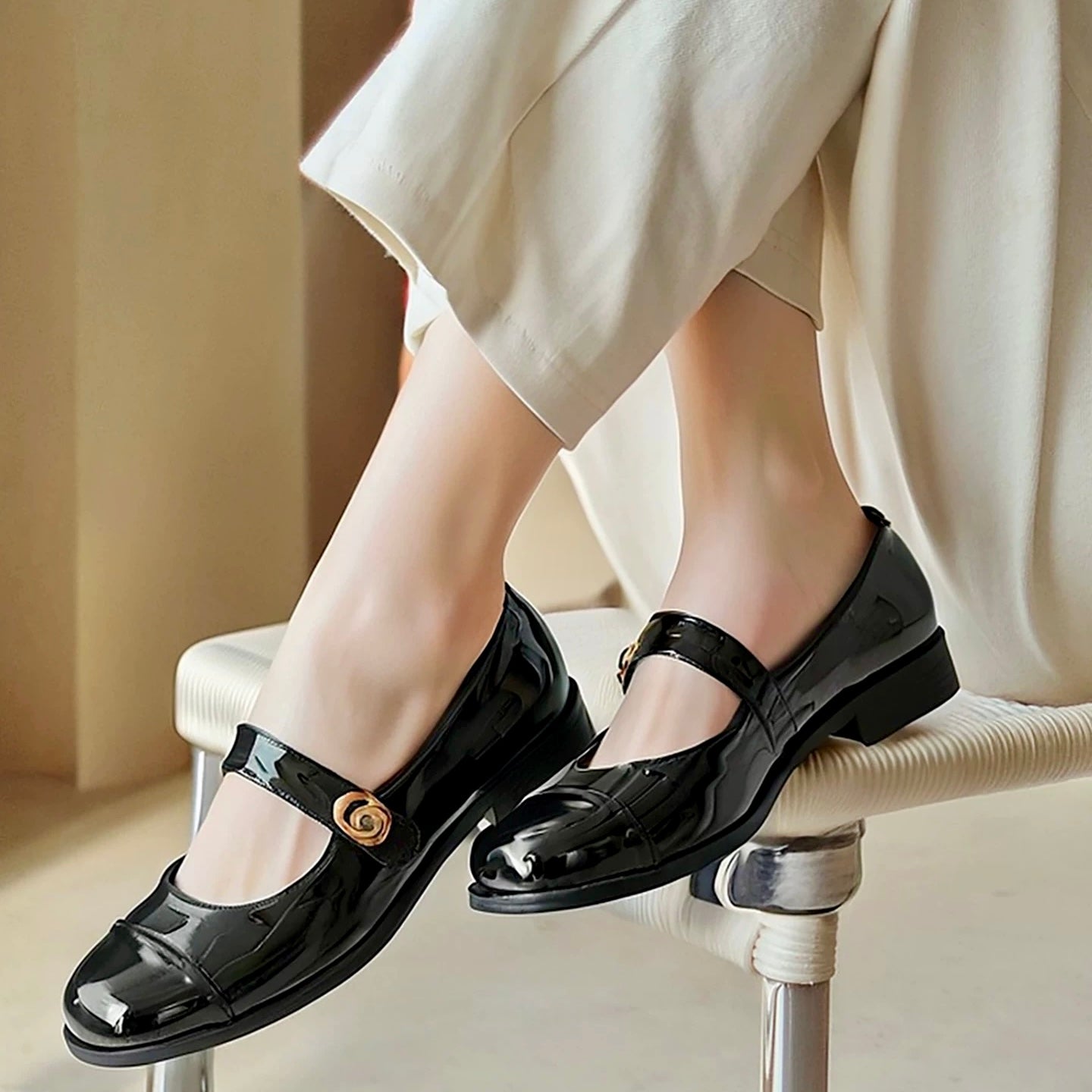 Women's black Mary Jane flats wide toe box orthopedic arch support comfortable everyday shoes