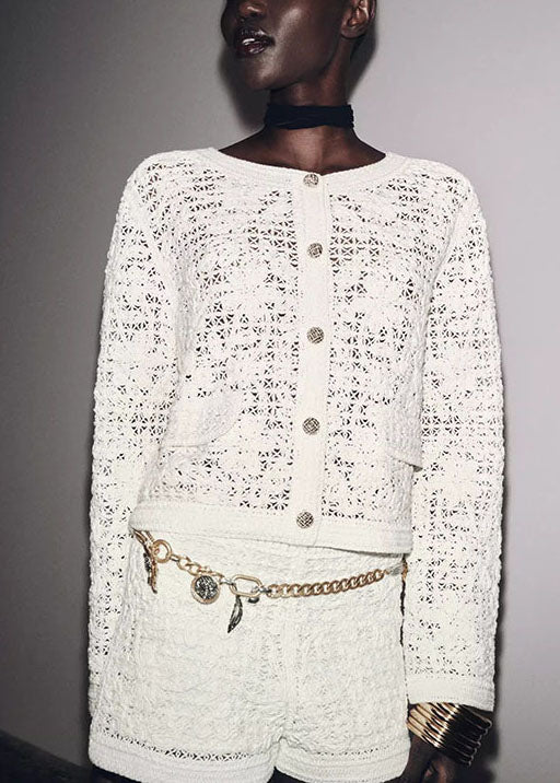 Manteau court en coton blanc italien à col rond et boutons ajourés pour l'automne - Urbann-Vibe