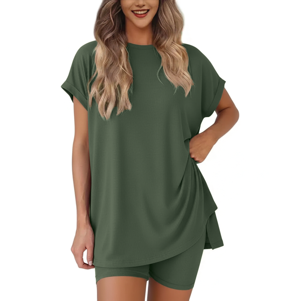 Women's relaxed two-piece lounge set lightweight breathable polyester loose top and shorts casual comfort