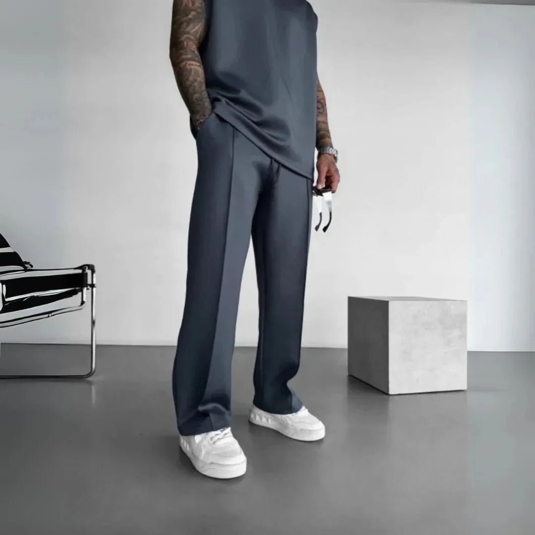 Men's gray straight-leg casual pants with elastic waistband, wrinkle-resistant relaxed fit