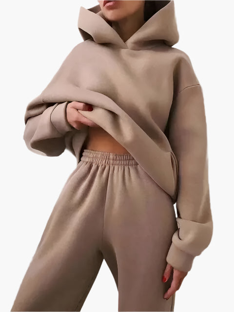 Women's gray hoodie and jogger set cozy two-piece winter loungewear with relaxed fit
