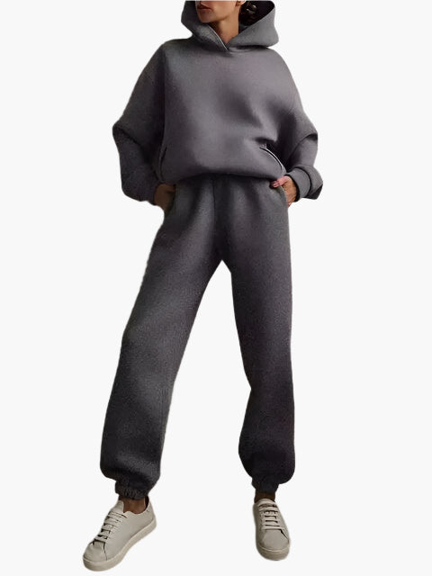 Women's gray hoodie and jogger set cozy two-piece winter loungewear with relaxed fit