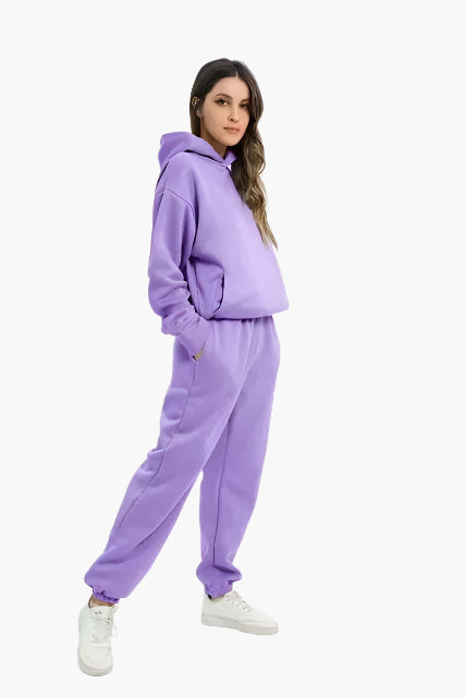 Women's gray hoodie and jogger set, cozy two-piece winter loungewear with relaxed fit