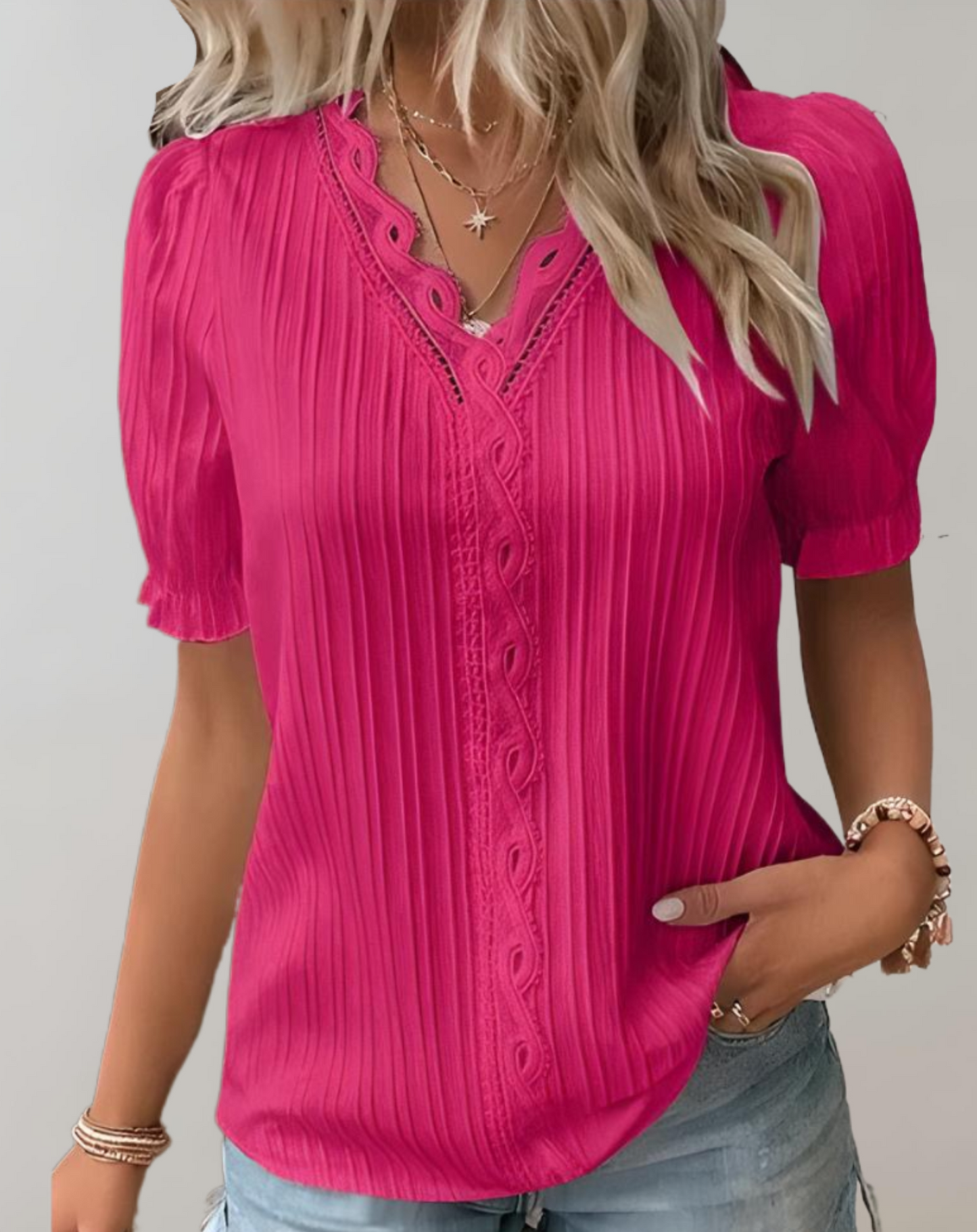Women's patchwork V-neck loose fit top with colorblock panels for casual everyday wear