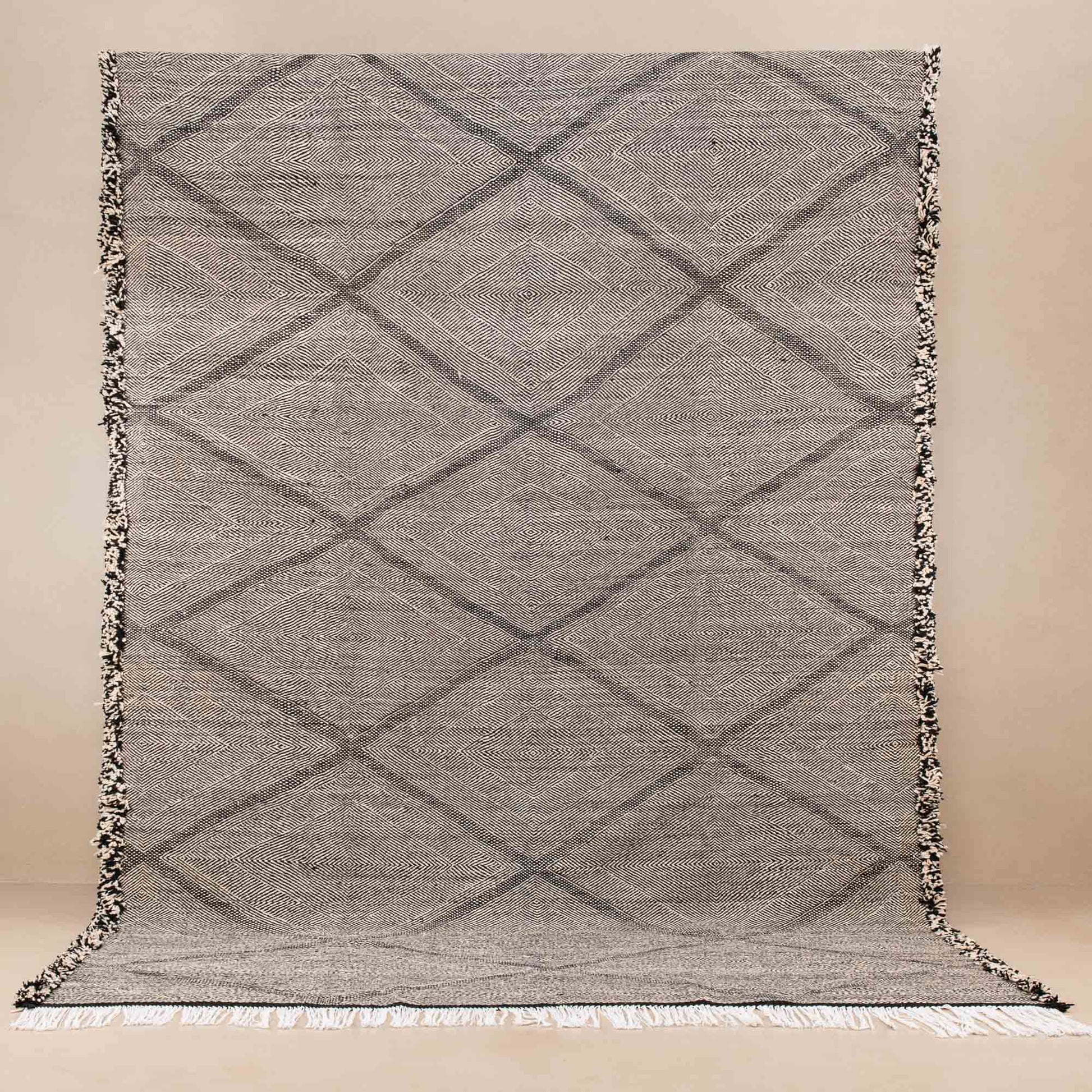 Bahada - taznakht kilim rug - Urbann-Vibe