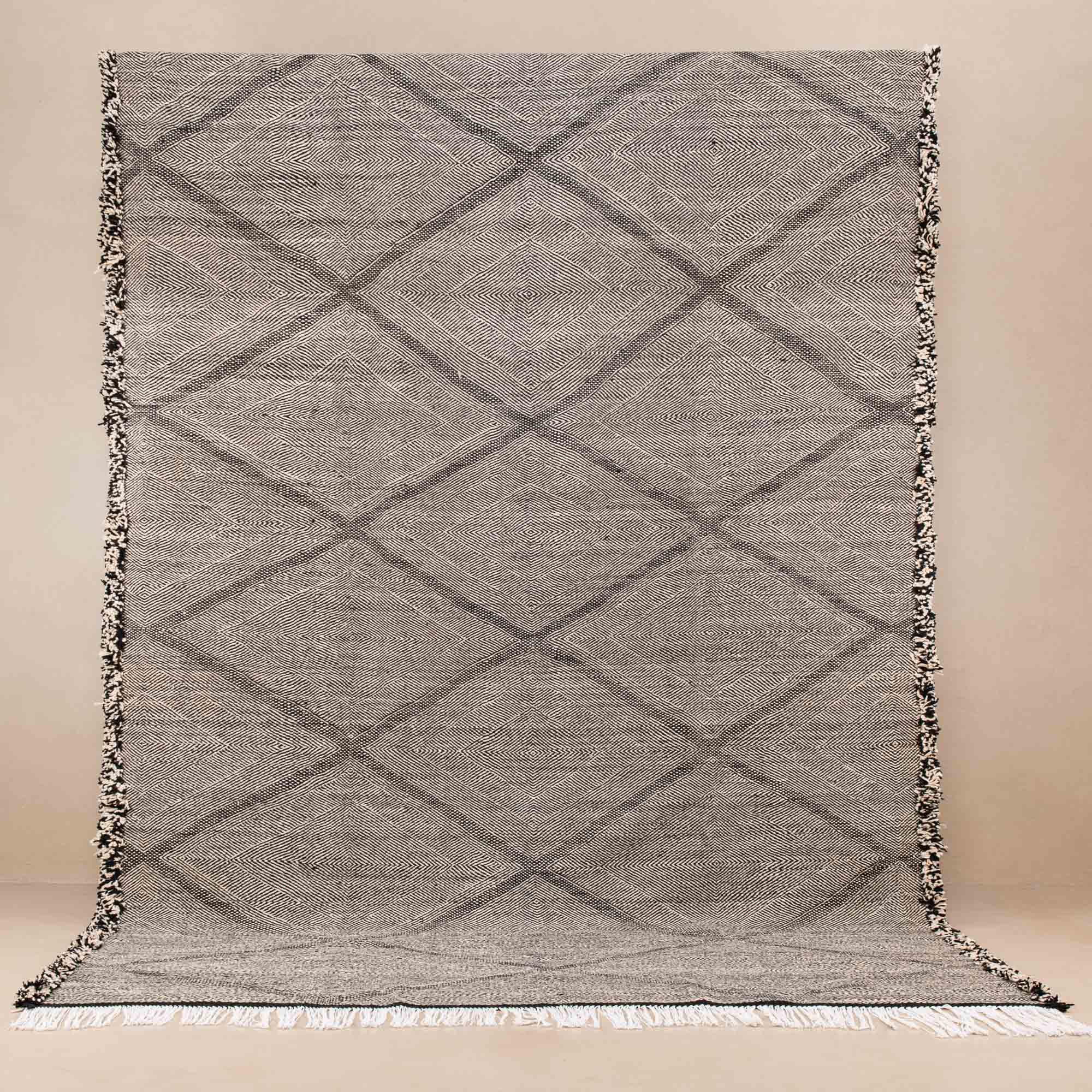 Bahada - taznakht kilim rug - Urbann-Vibe