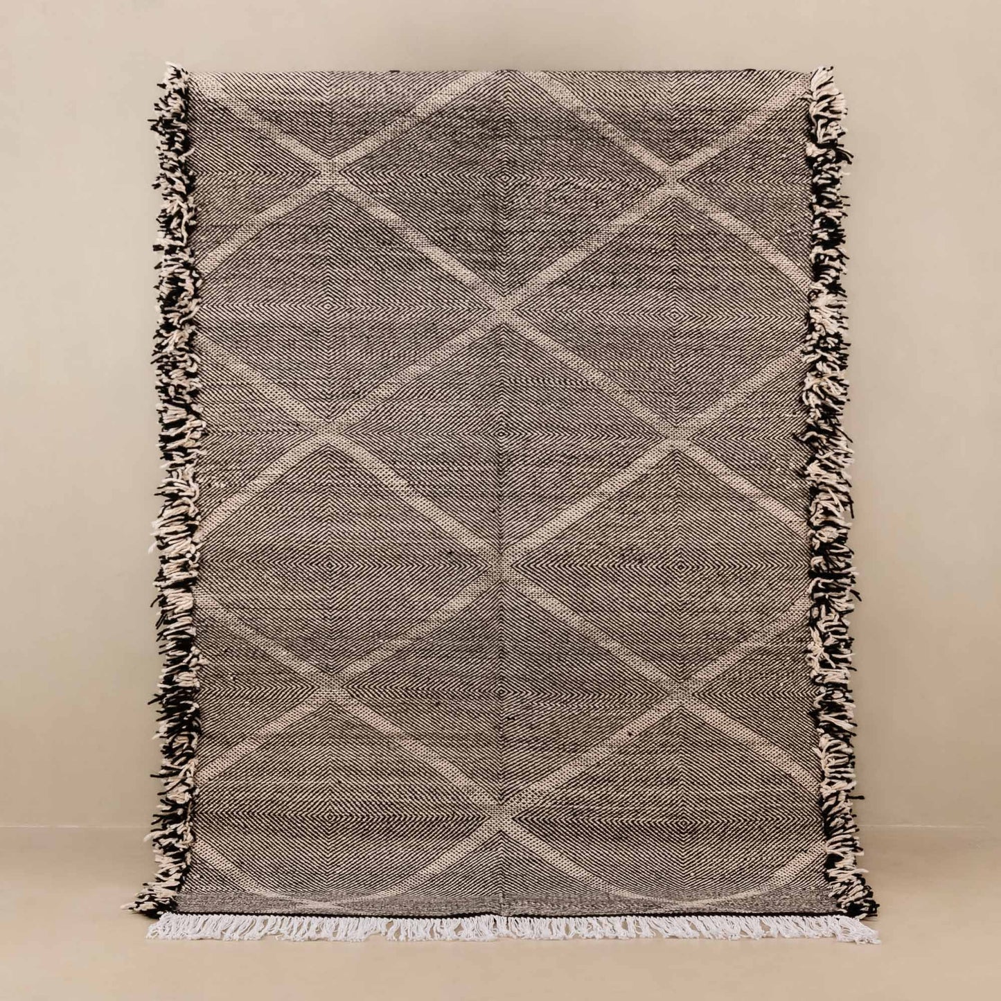 Soheir - taznakht kilim rug - Urbann-Vibe