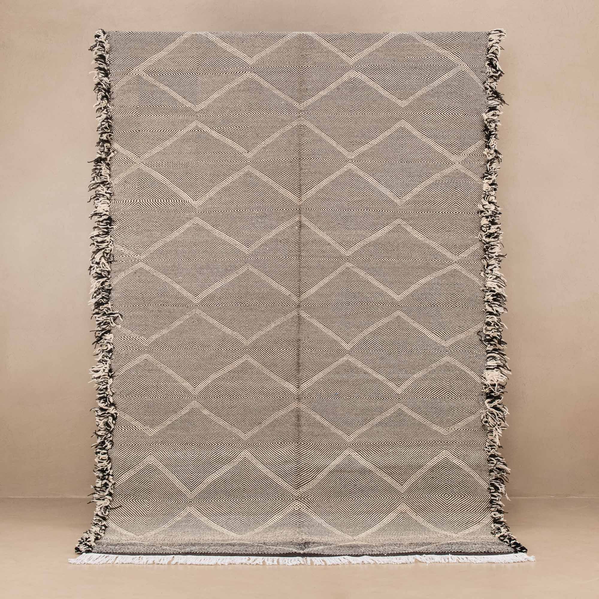 TanTan - taznakht kilim rug - Urbann-Vibe