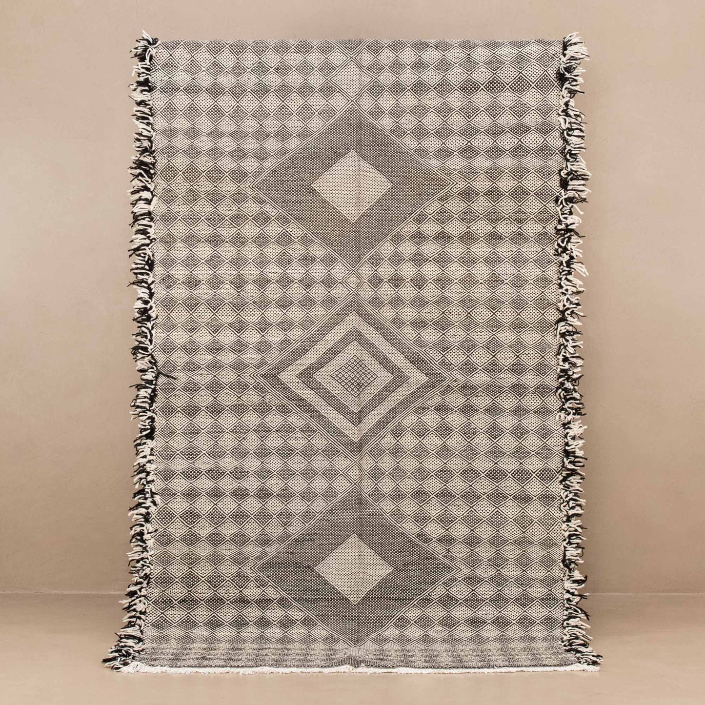 Taniya - taznakht kilim rug - Urbann-Vibe