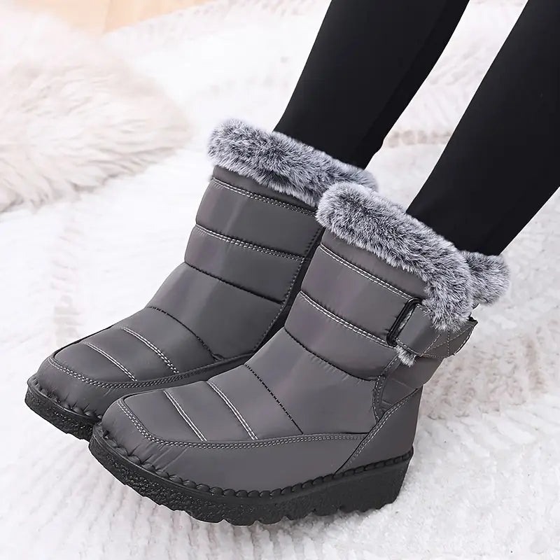Women's mid-high winter boots with folded shaft and decorative buckle for everyday casual style