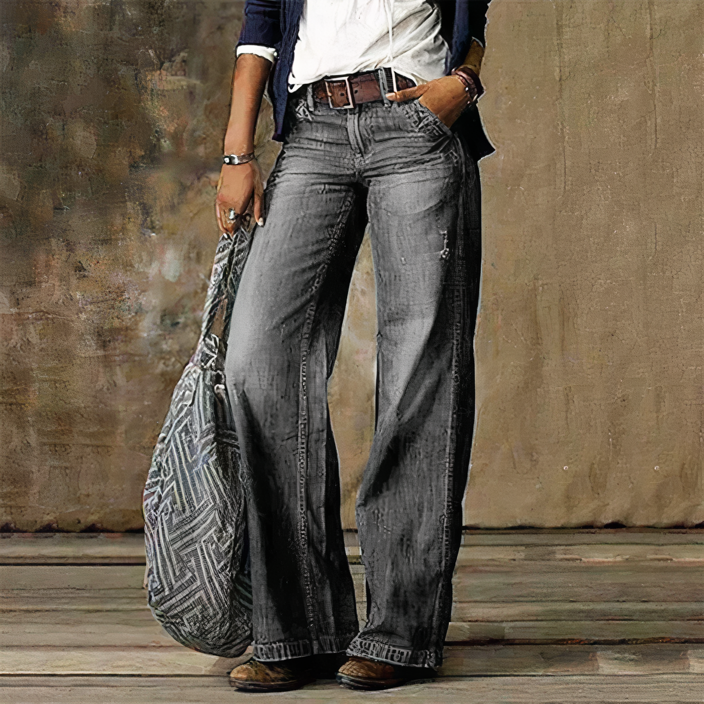 Women's high-waist retro denim jeans vintage wash flattering silhouette with leg-elongating cut