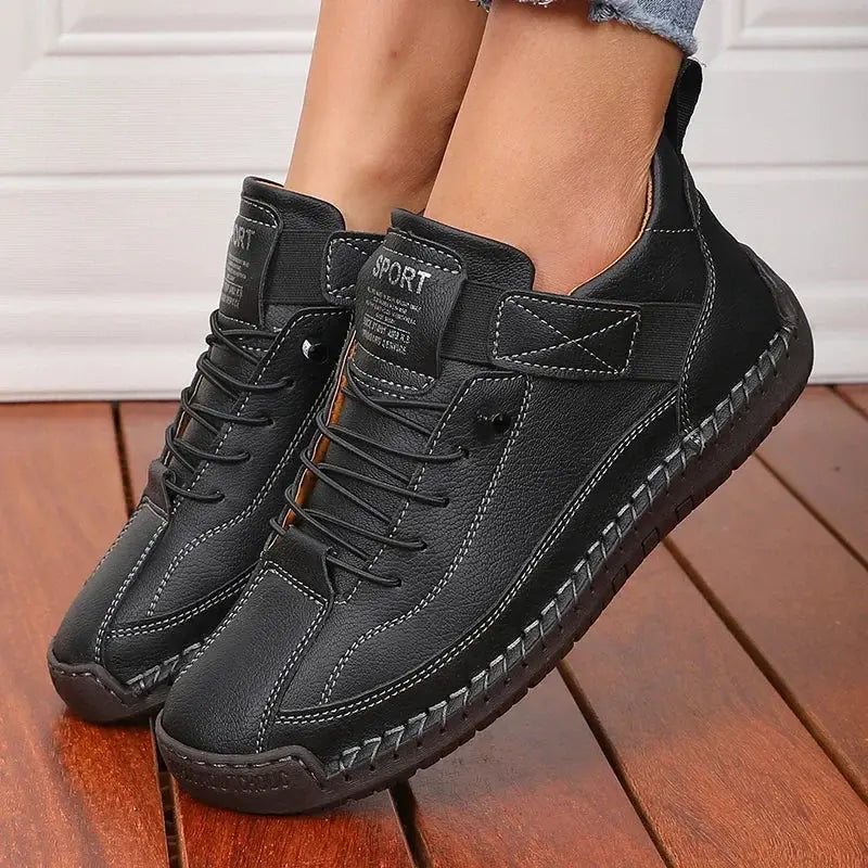 Women's retro lace-up mid-calf boots with padded ankle support and anti-slip sole