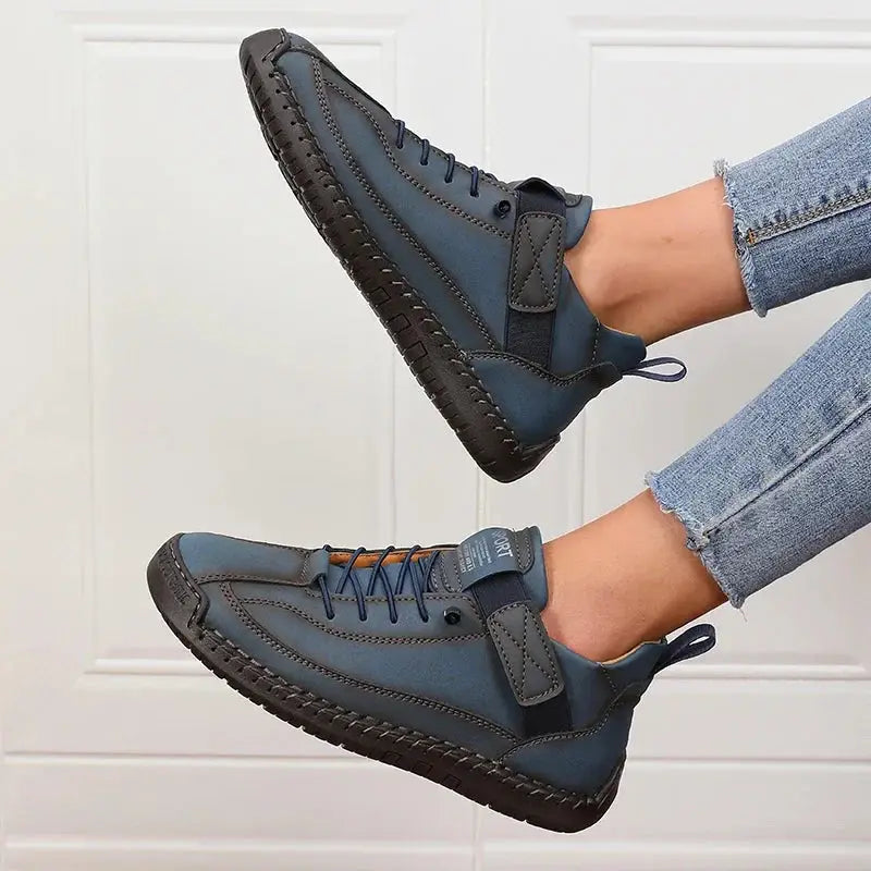Women's retro lace-up mid-calf boots with padded ankle support and anti-slip sole
