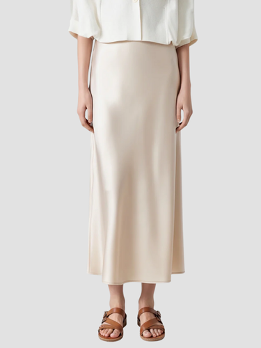 Women's long satin skirt flowing silhouette elastic waistband luminous fabric elegant everyday wear