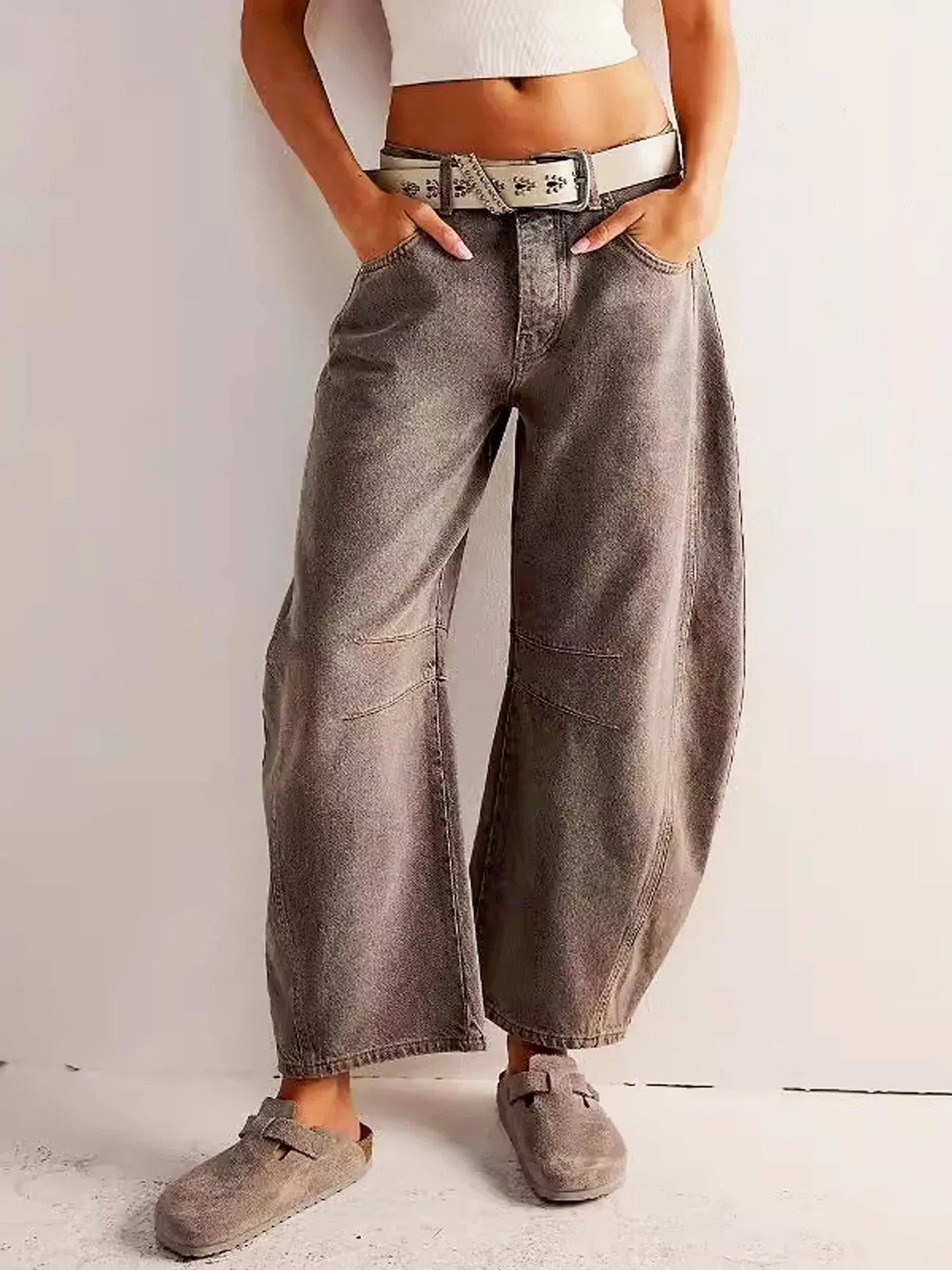 Women's leopard print barrel jeans wide-leg relaxed cut with all-over bold animal pattern