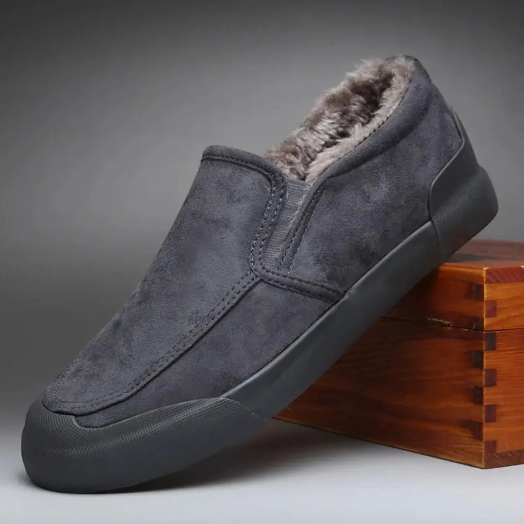 Liam winter slip-on shoes plush fur-lined suede-look upper durable rubber sole cold weather comfort