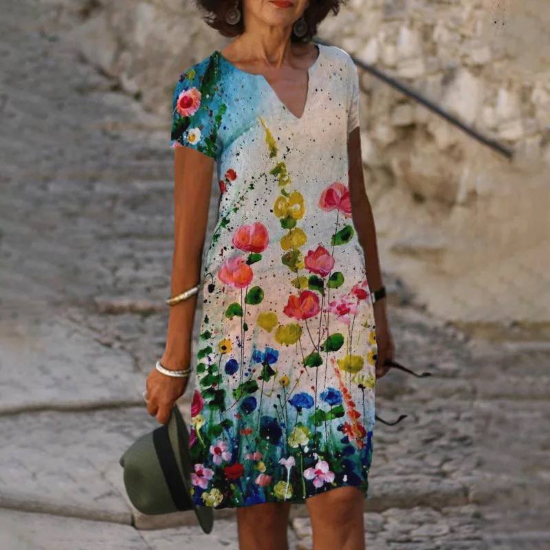Women's relaxed floral print V-neck summer dress with breathable fabric for effortless casual style