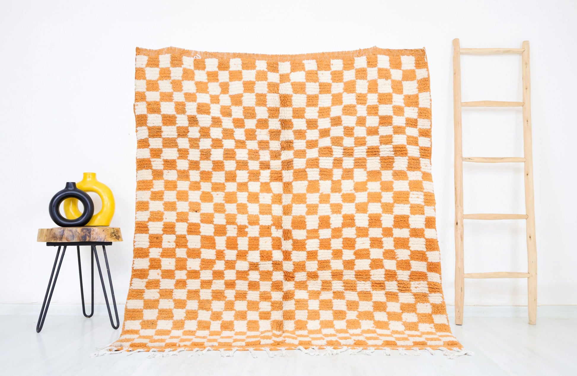 Lounis Moroccan Checkered Rug 5'2" x 5'4" - Urbann-Vibe