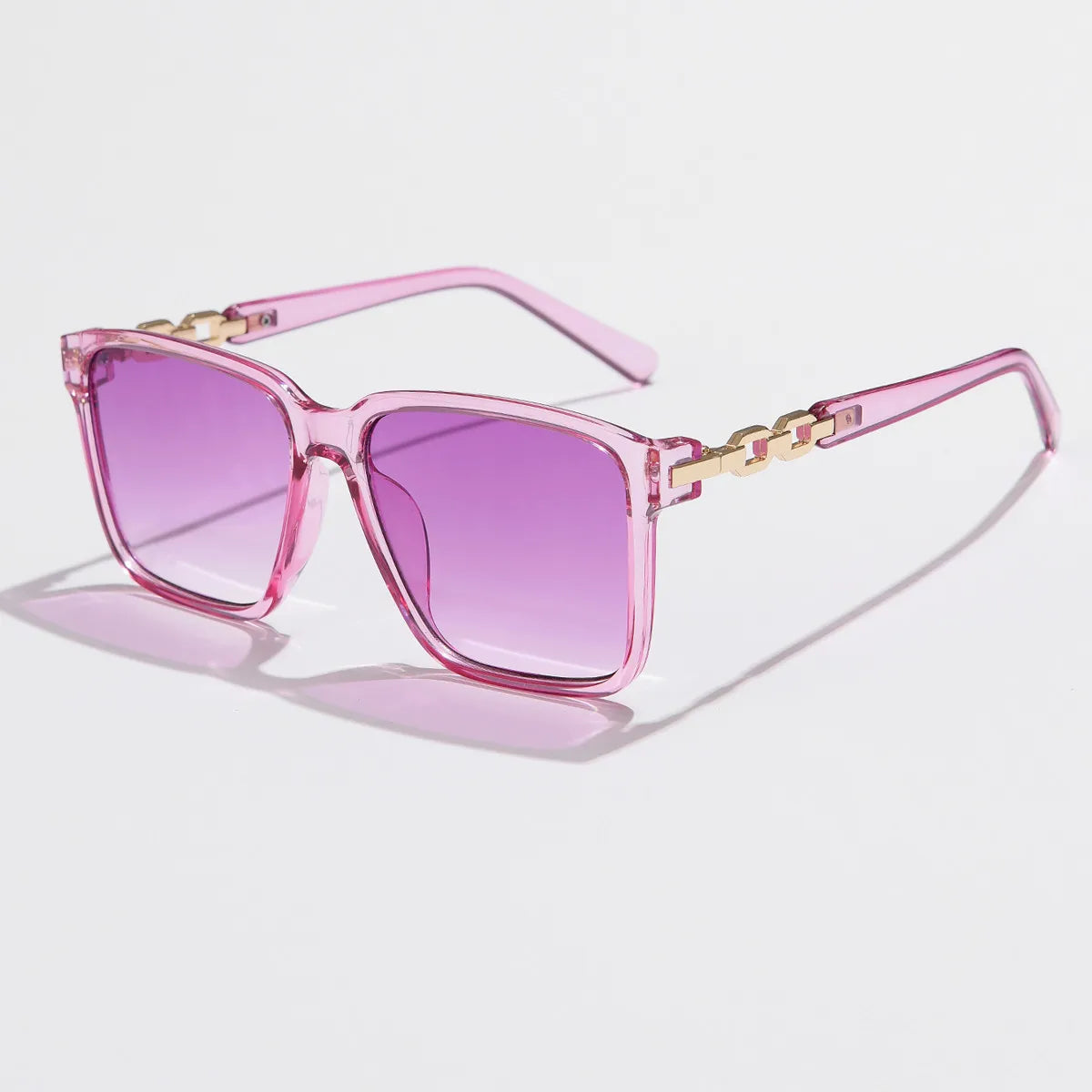 Square sunglasses gradient lenses gold chain accent arms retro glam women fashion eyewear