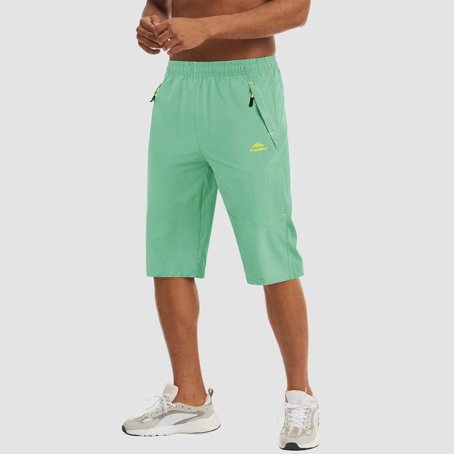 Men's quick dry hiking running shorts lightweight stretch fabric elastic waist zipper pockets active fit