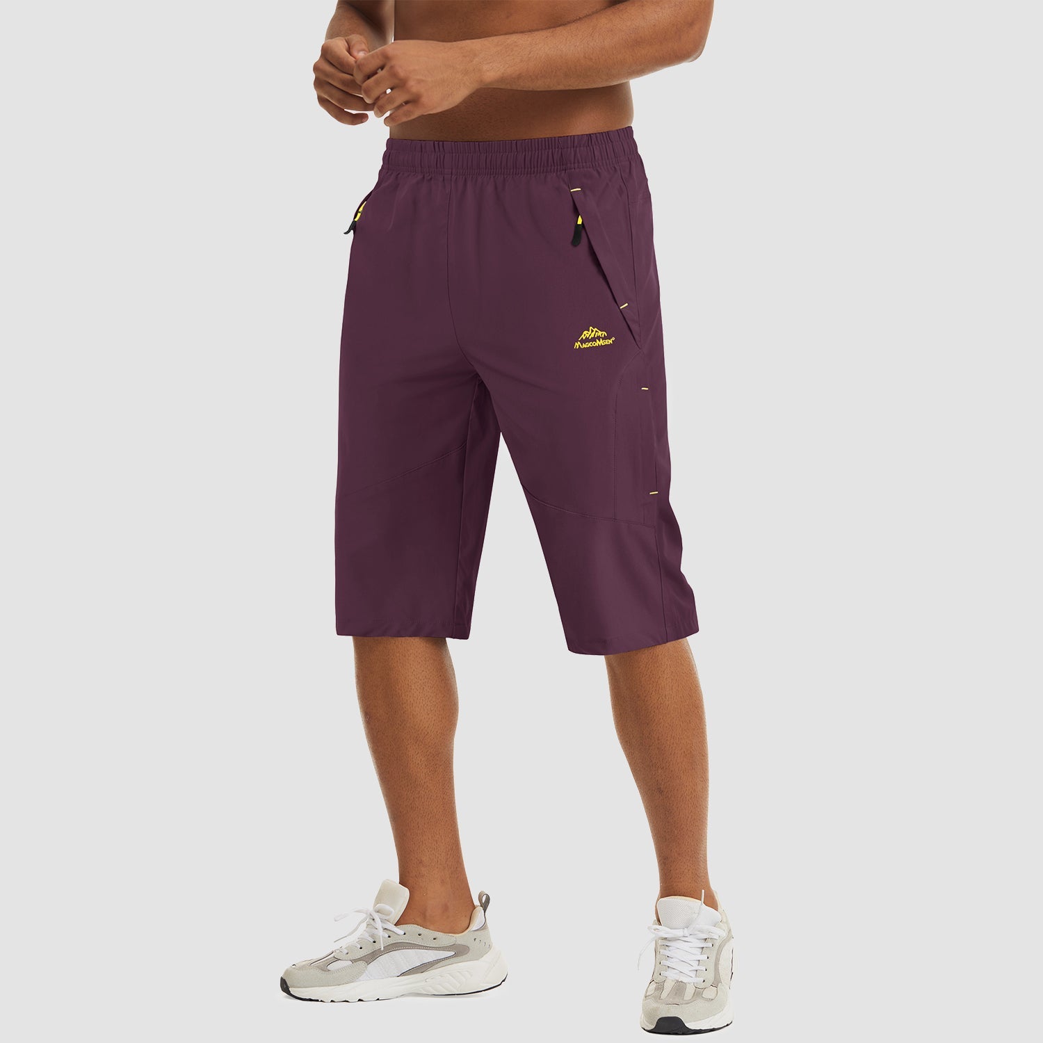 Men's quick-dry hiking running shorts in stretch fabric with elastic waist and zipper pockets