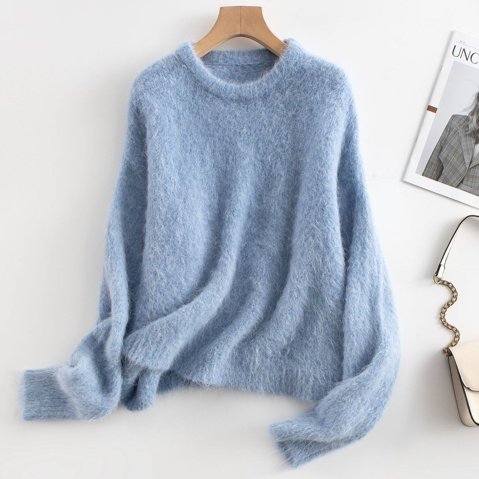 Women's relaxed fit ribbed wool sweater, casual cozy style with elegant texture for everyday warmth