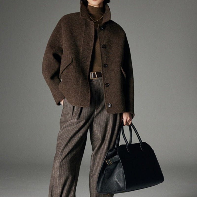 Women's relaxed fit wool jacket with classic collar, cozy luxurious everyday style